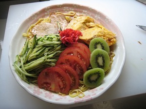 冷麺始めました！！